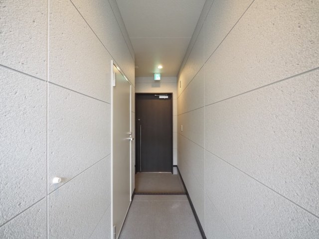 REGIES八尾駅前のロビー