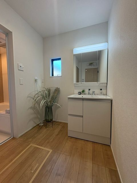 川越市今福01期　新築戸建　リナージュネクスジーの独立洗面台