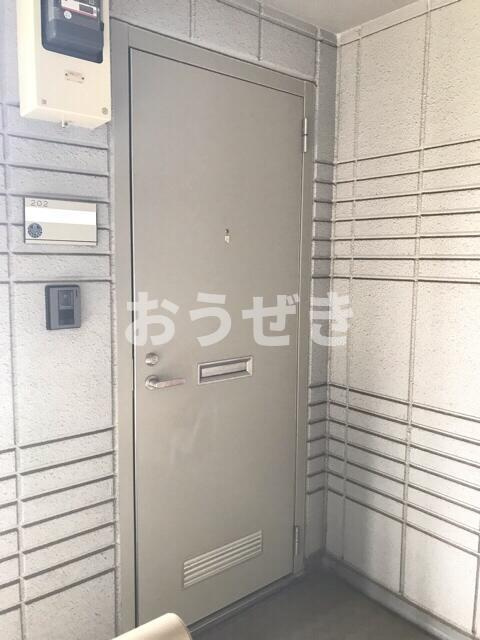 メゾン渡田の玄関