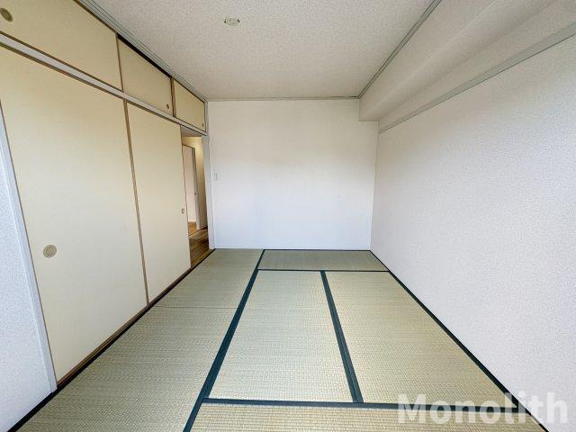泉北城山台２丁14号棟の和室