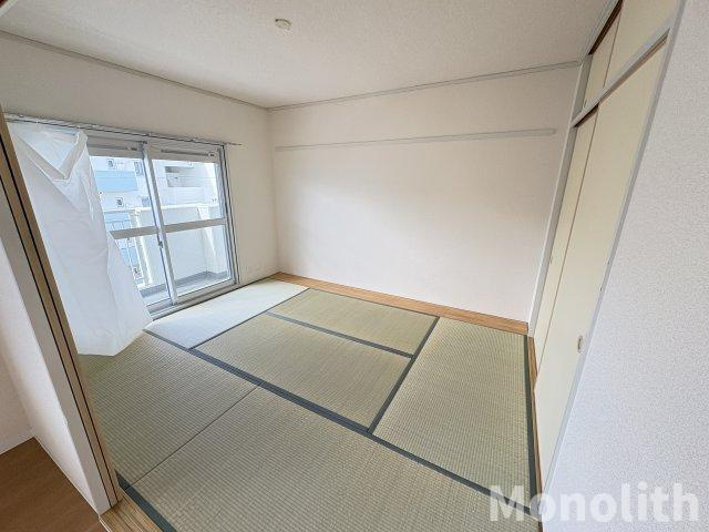 泉北城山台２丁14号棟の和室