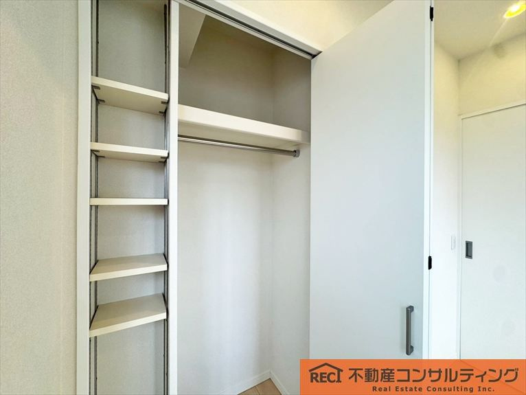 ワコーレリベルタ深江本町の収納