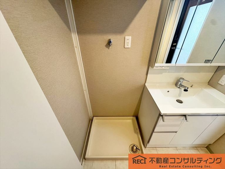 ワコーレリベルタ深江本町のランドリースペース