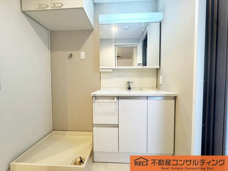 ワコーレリベルタ深江本町の洗面所