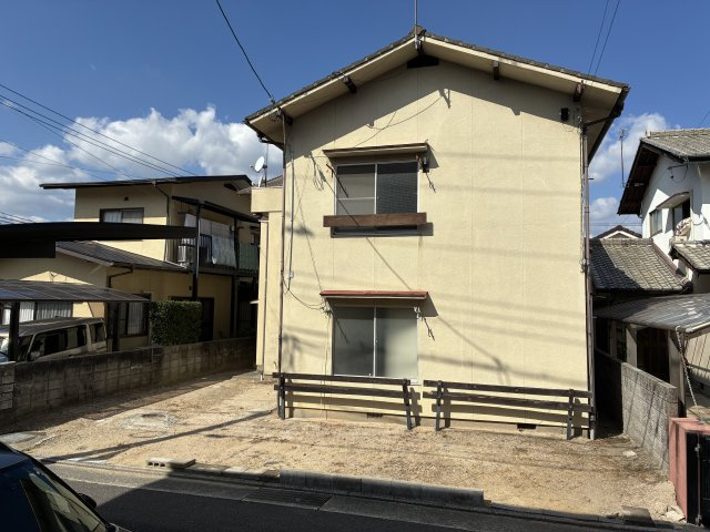 戸坂桜東町　土地の外観|くるめ木二丁目バス停徒歩2分。「建築条件が無し」お好きなハウスメーカーや工務店で自由な設計が可能です