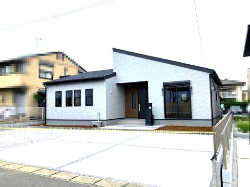 深谷市東方町5丁目　南6M公道　平屋建ての外観