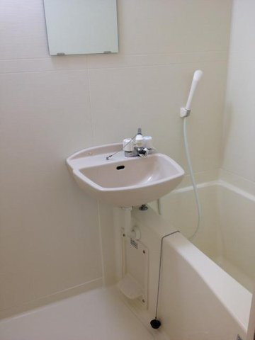 レオパレスリベル中浦和の内装