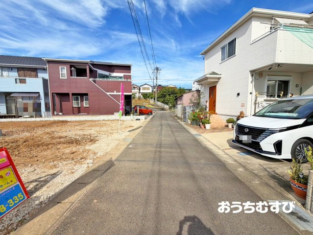 春日井市篠木町4期(残1棟)の前面道路含む現地写真