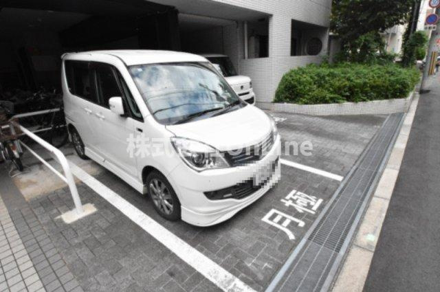 クラールプラッツの駐車場
