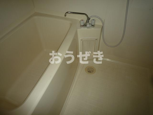 かいづかファミリア１の浴室