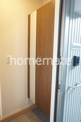 熊本市中央区国府３丁目のアパートの玄関