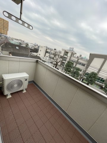 クレバーズハイムときわ台のバルコニー