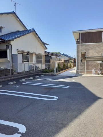 【駐車場】 | クレバーハウスⅡ | カースペースがあります