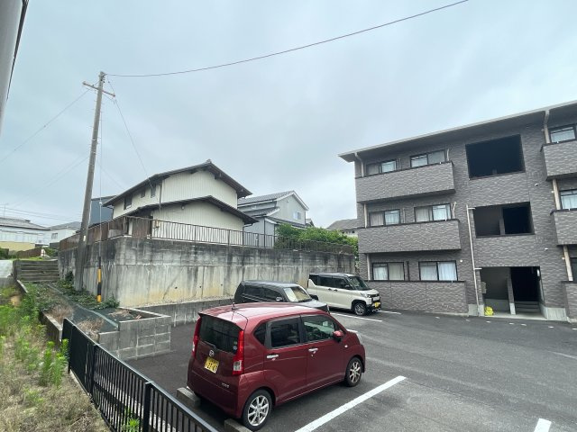 グリーンハイツの駐車場