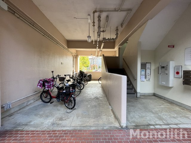 泉北鴨谷台３丁４号棟のその他共用部分