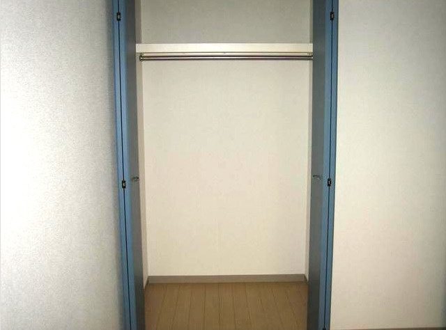 リヴェールメゾン御園の収納|5.25帖洋室クローゼット