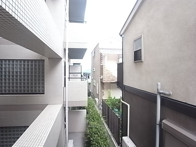 尼崎市稲葉元町１丁目の賃貸マンションの展望