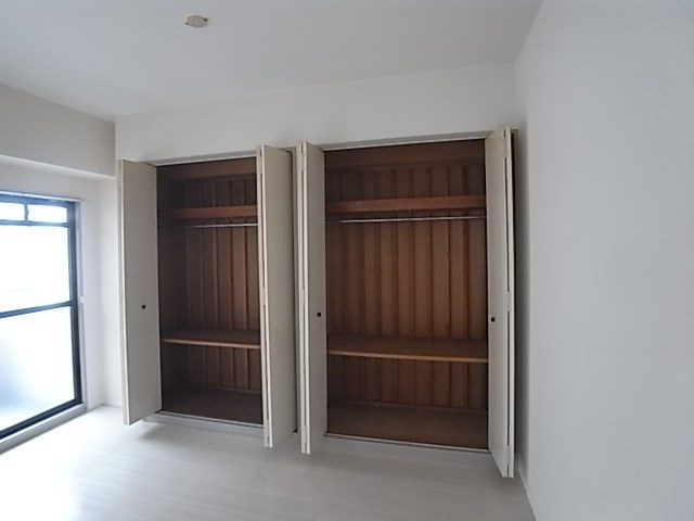 尼崎市稲葉元町１丁目の賃貸マンションの収納|ちょっとした収納スペースも充実しています