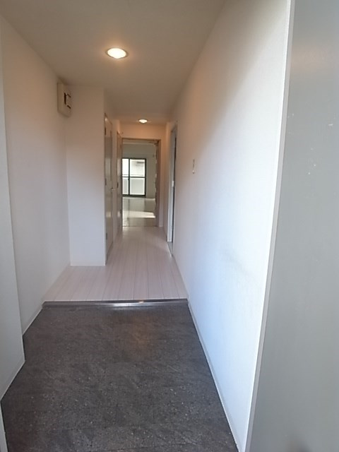 尼崎市稲葉元町１丁目の賃貸マンションの玄関|毎日通る玄関はこちらです