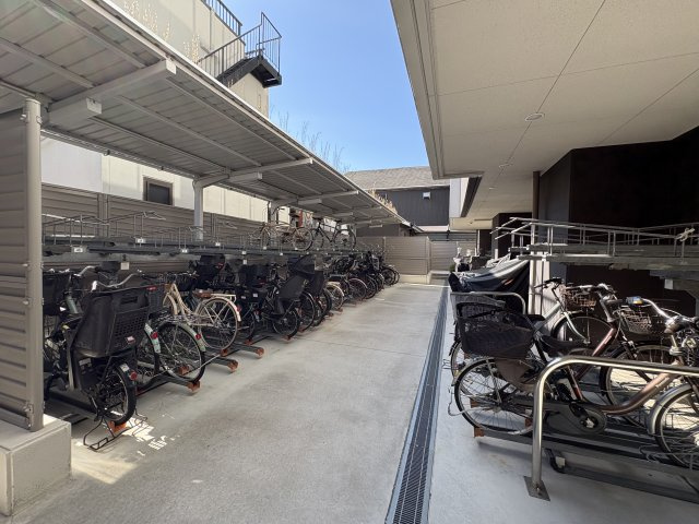 プレサンスロジェ明石本町のその他共用部分