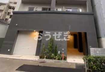 ミネルヴァ千寿新橋のエントランス