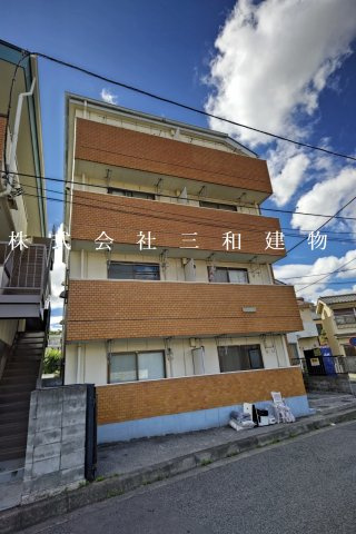 プラザ幸の外観|別号室の参考写真になります(反転）