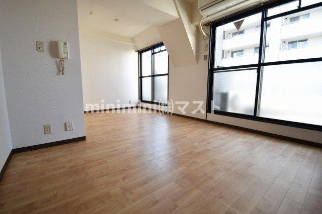 ラセーヌシンサイバシヒガシの居間・リビング|他部屋参考写真