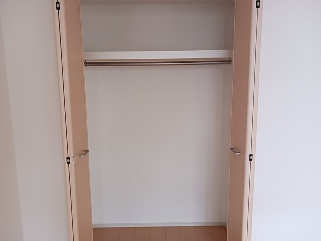 カーサ　アルバAの収納
