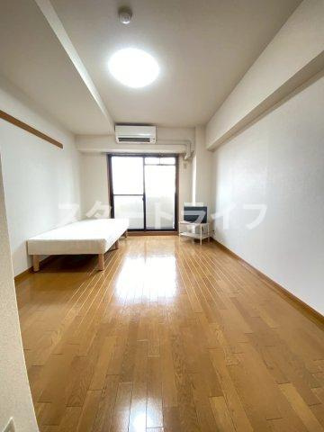 大阪市淀川区十三東１丁目の賃貸マンションの寝室