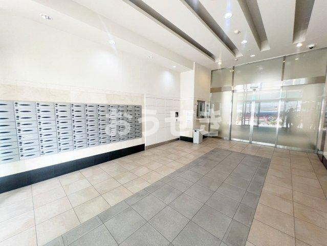 日神デュオステージ板橋駅前のロビー