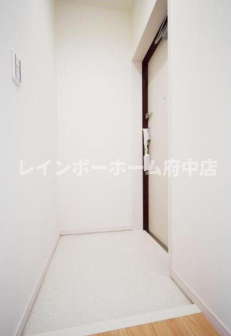 レザン東長沼の玄関