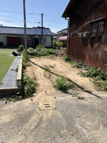 小郡市小郡　　リフォーム中古戸建の駐車場