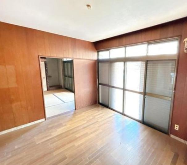 小郡市小郡　　リフォーム中古戸建の洋室