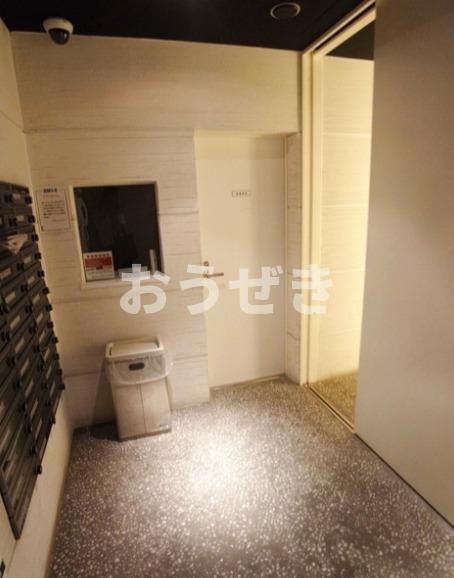 プライズ三軒茶屋の玄関