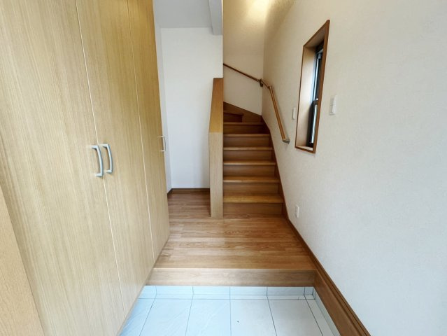 フェリーチェMの玄関