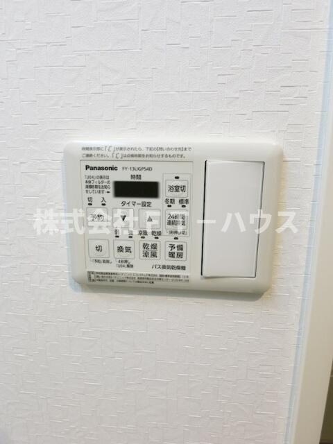 クレシェンテ梅月の浴室