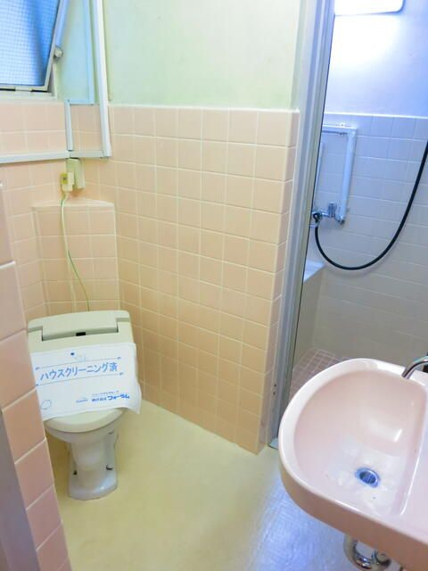納戸マンションのトイレ