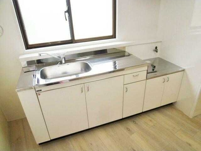 国分寺市本町２丁目の賃貸マンションのキッチン