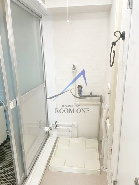六本木ハイツの設備|洗濯機置場です。