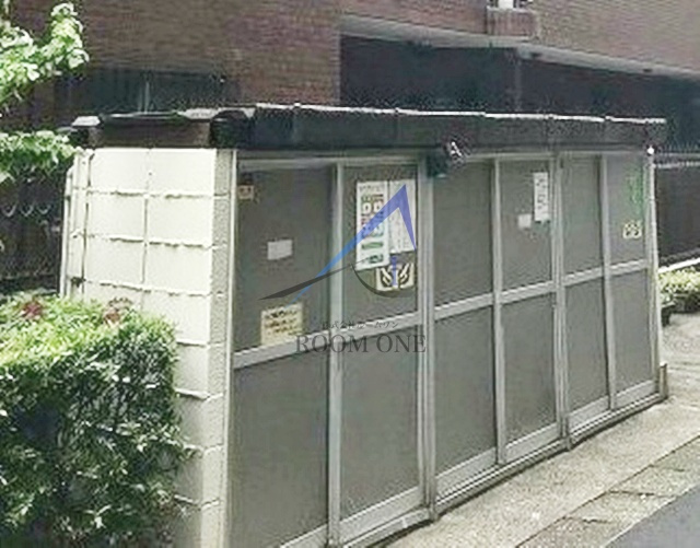 高輪グリーンハイツのその他共用部分|敷地内ゴミ置き場です。