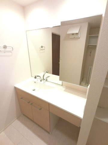 【独立洗面台】 | ※同タイプ写真になります
