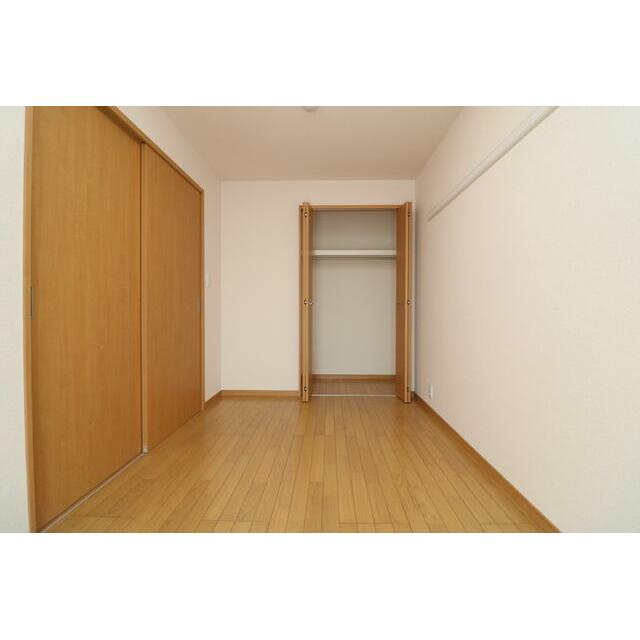 シーショア・谷田 弐番館の洋室