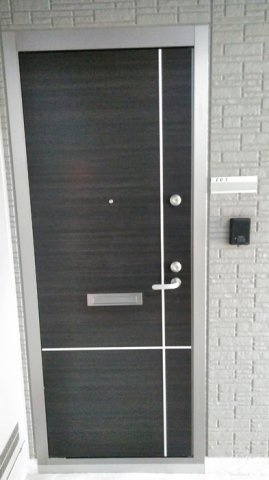 グラス ツイン Ａの玄関