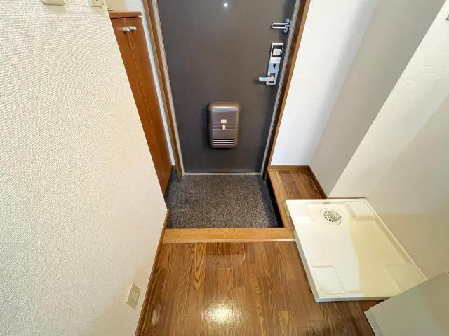 【玄関】 | パブリック一番館 | 玄関