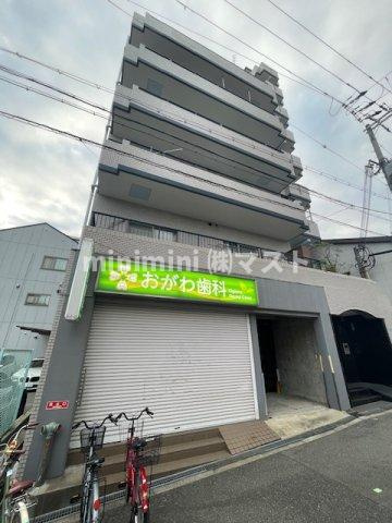 ルミエール市岡の外観
