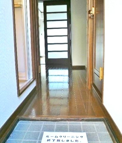 練馬区小竹町２丁目の賃貸マンションの玄関