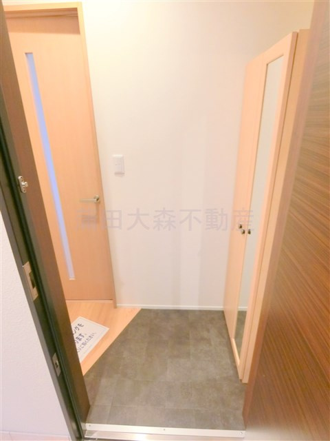 ビオス中央の玄関