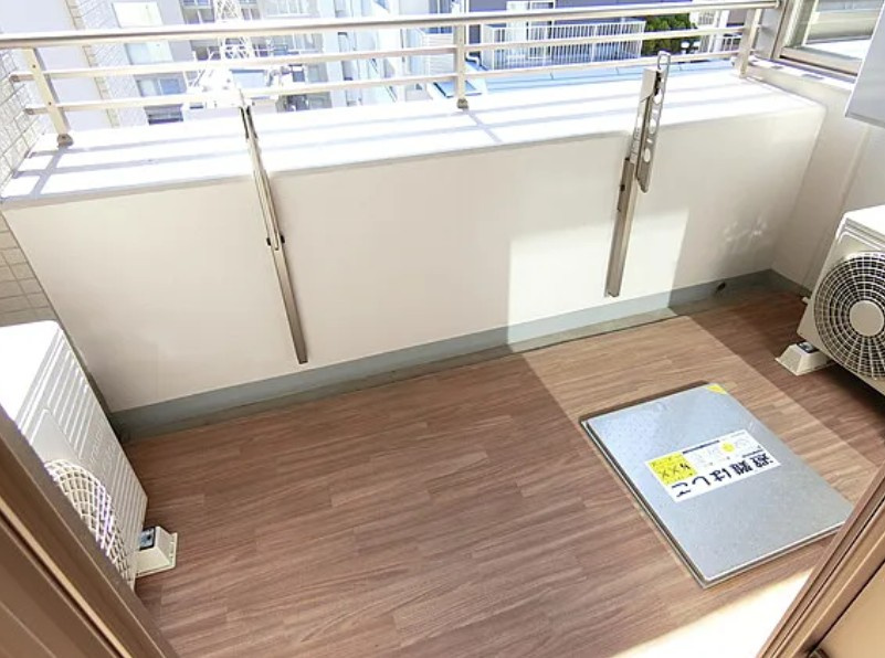 新宿区山吹町の賃貸マンションのバルコニー