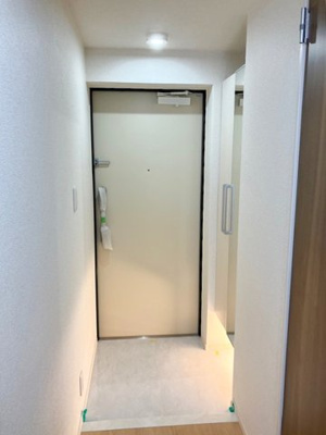 【玄関】 | ミラコスタ高円寺 | シューズボックス付き
同間取りの別室写真を使用しております。