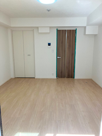 【居間・リビング】 | ミラコスタ高円寺 | 洋室約9.5帖
同間取りの別室写真を使用しております。